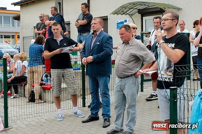 Zdjęcie w galerii na portalu naszraciborz.pl: Tworków Cup 2015: Wiele emocji i bramek w Tworkowie. MKS Żory z pucharem Wójta wiadomości z regionu