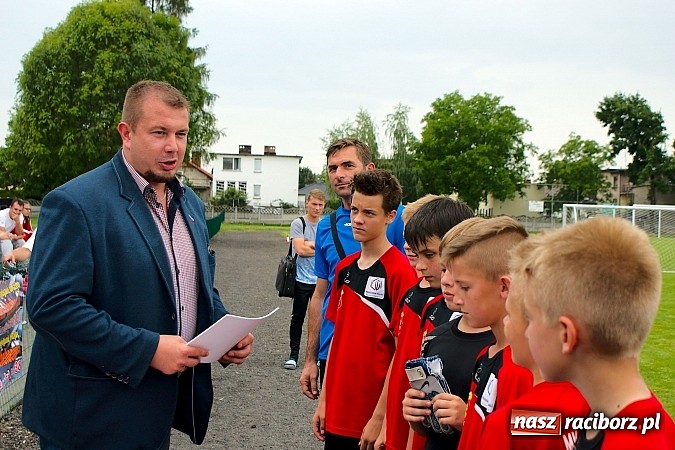 Zdjęcie w galerii na portalu naszraciborz.pl: Tworków Cup 2015: Wiele emocji i bramek w Tworkowie. MKS Żory z pucharem Wójta wiadomości z regionu