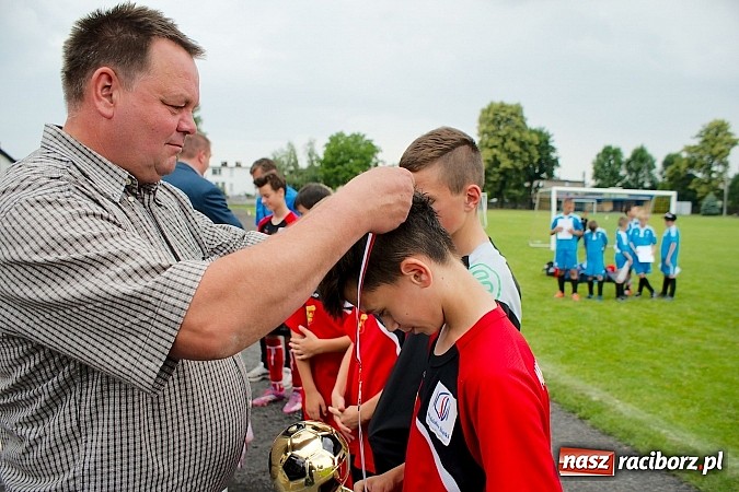 Zdjęcie w galerii na portalu naszraciborz.pl: Tworków Cup 2015: Wiele emocji i bramek w Tworkowie. MKS Żory z pucharem Wójta wiadomości z regionu