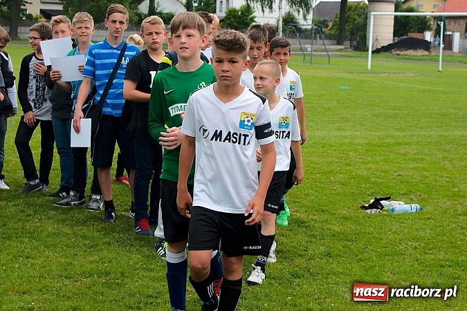 Zdjęcie w galerii na portalu naszraciborz.pl: Tworków Cup 2015: Wiele emocji i bramek w Tworkowie. MKS Żory z pucharem Wójta wiadomości z regionu