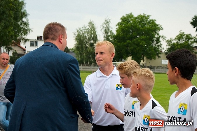 Zdjęcie w galerii na portalu naszraciborz.pl: Tworków Cup 2015: Wiele emocji i bramek w Tworkowie. MKS Żory z pucharem Wójta wiadomości z regionu