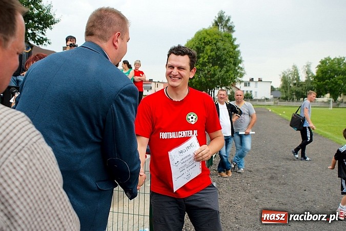 Zdjęcie w galerii na portalu naszraciborz.pl: Tworków Cup 2015: Wiele emocji i bramek w Tworkowie. MKS Żory z pucharem Wójta wiadomości z regionu