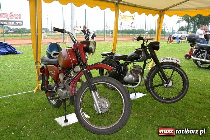 Zdjęcie w galerii na portalu naszraciborz.pl: Zabełków. Piękno starych samochodów  wiadomości z regionu