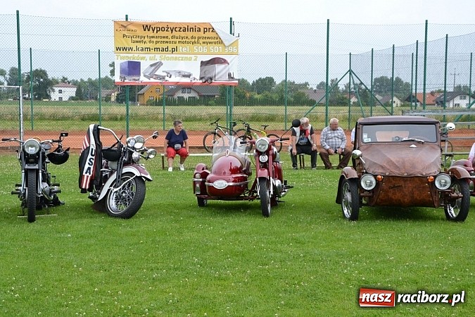 Zdjęcie w galerii na portalu naszraciborz.pl: Zabełków. Piękno starych samochodów  wiadomości z regionu