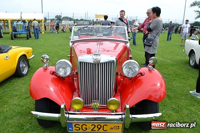 Zdjęcie w galerii na portalu naszraciborz.pl: Zabełków. Piękno starych samochodów  wiadomości z regionu