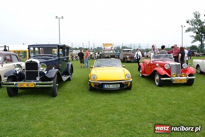 Zdjęcie w galerii na portalu naszraciborz.pl: Zabełków. Piękno starych samochodów  wiadomości z regionu
