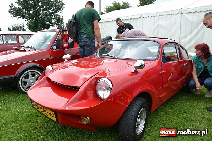 Zdjęcie w galerii na portalu naszraciborz.pl: Zabełków. Piękno starych samochodów  wiadomości z regionu