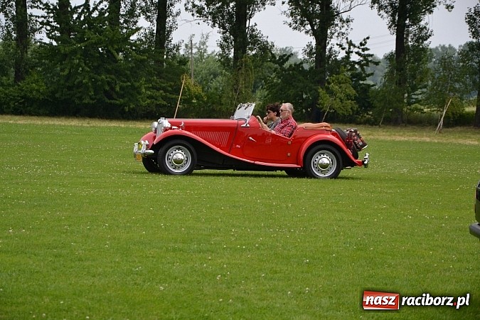 Zdjęcie w galerii na portalu naszraciborz.pl: Zabełków. Piękno starych samochodów  wiadomości z regionu