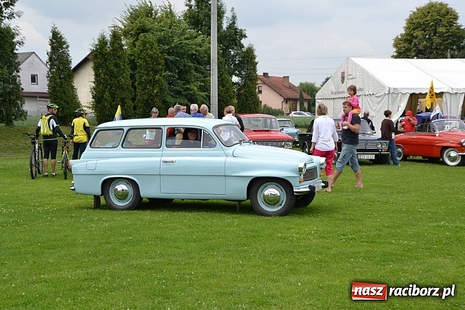 Zdjęcie w galerii na portalu naszraciborz.pl: Zabełków. Piękno starych samochodów  wiadomości z regionu