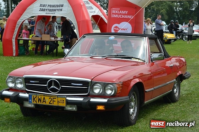 Zdjęcie w galerii na portalu naszraciborz.pl: Zabełków. Piękno starych samochodów  wiadomości z regionu