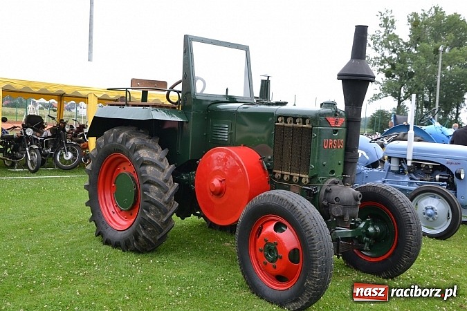 Zdjęcie w galerii na portalu naszraciborz.pl: Zabełków. Piękno starych samochodów  wiadomości z regionu