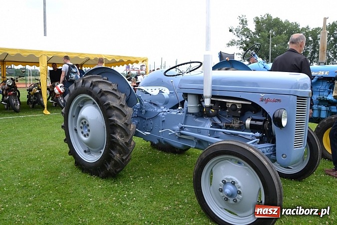 Zdjęcie w galerii na portalu naszraciborz.pl: Zabełków. Piękno starych samochodów  wiadomości z regionu