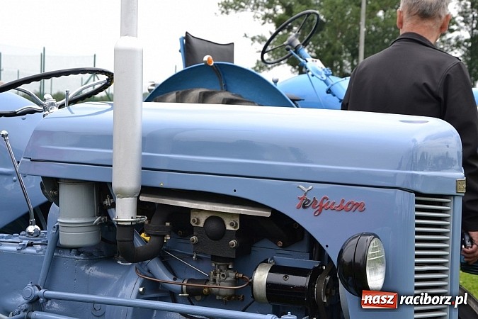 Zdjęcie w galerii na portalu naszraciborz.pl: Zabełków. Piękno starych samochodów  wiadomości z regionu