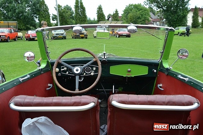 Zdjęcie w galerii na portalu naszraciborz.pl: Zabełków. Piękno starych samochodów  wiadomości z regionu