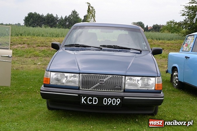 Zdjęcie w galerii na portalu naszraciborz.pl: Zabełków. Piękno starych samochodów  wiadomości z regionu