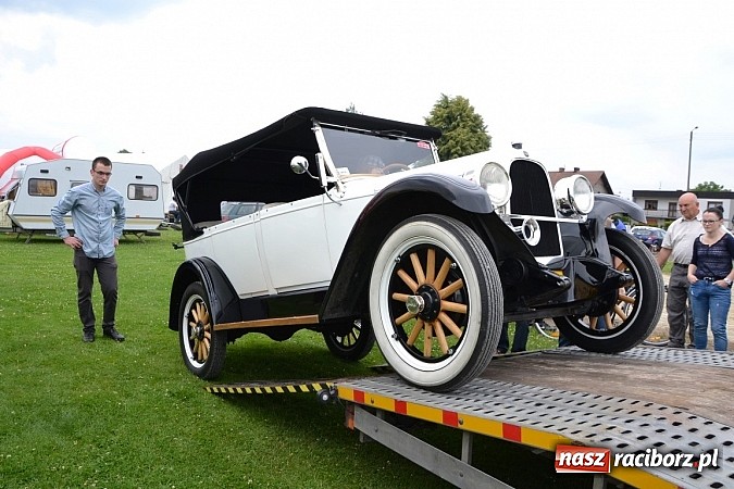 Zdjęcie w galerii na portalu naszraciborz.pl: Zabełków. Piękno starych samochodów  wiadomości z regionu