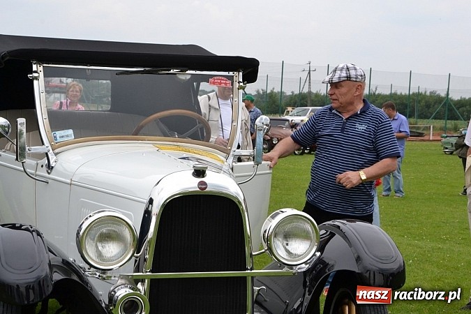 Zdjęcie w galerii na portalu naszraciborz.pl: Zabełków. Piękno starych samochodów  wiadomości z regionu
