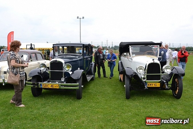 Zdjęcie w galerii na portalu naszraciborz.pl: Zabełków. Piękno starych samochodów  wiadomości z regionu
