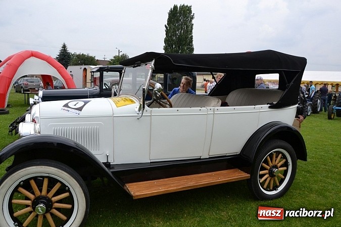 Zdjęcie w galerii na portalu naszraciborz.pl: Zabełków. Piękno starych samochodów  wiadomości z regionu