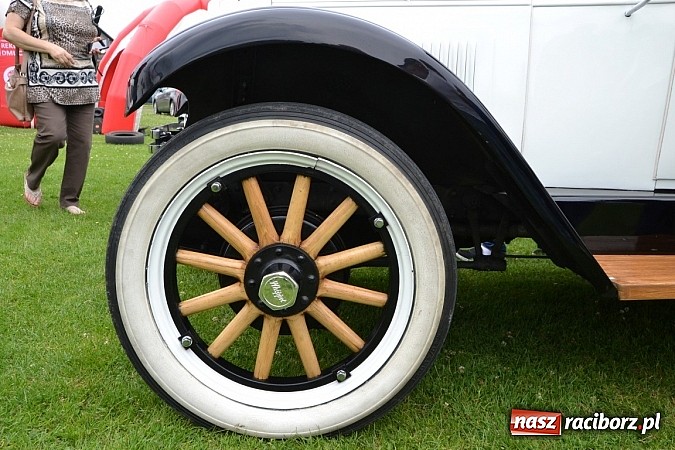 Zdjęcie w galerii na portalu naszraciborz.pl: Zabełków. Piękno starych samochodów  wiadomości z regionu
