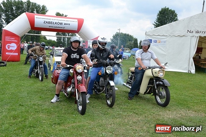 Zdjęcie w galerii na portalu naszraciborz.pl: Zabełków. Piękno starych samochodów  wiadomości z regionu