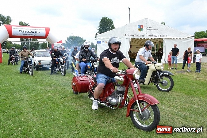 Zdjęcie w galerii na portalu naszraciborz.pl: Zabełków. Piękno starych samochodów  wiadomości z regionu