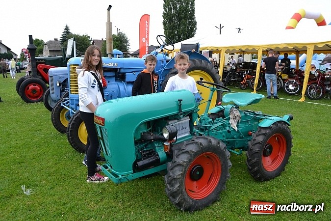 Zdjęcie w galerii na portalu naszraciborz.pl: Zabełków. Piękno starych samochodów  wiadomości z regionu
