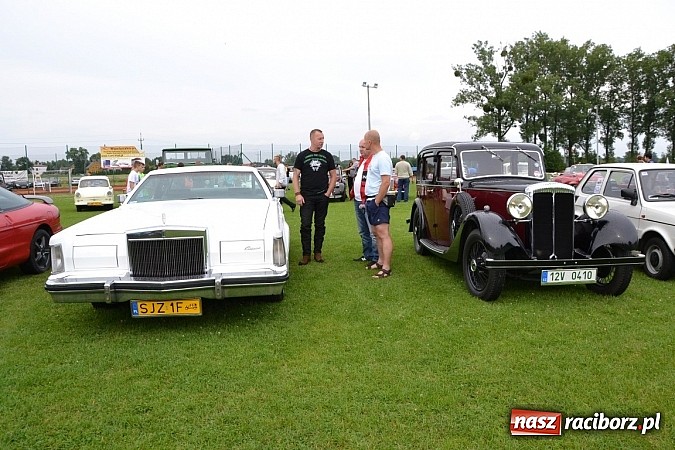 Zdjęcie w galerii na portalu naszraciborz.pl: Zabełków. Piękno starych samochodów  wiadomości z regionu