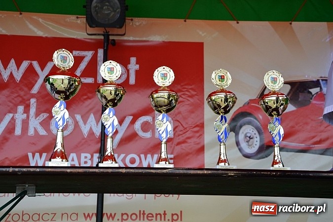 Zdjęcie w galerii na portalu naszraciborz.pl: Zabełków. Piękno starych samochodów  wiadomości z regionu