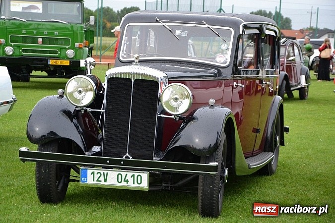 Zdjęcie w galerii na portalu naszraciborz.pl: Zabełków. Piękno starych samochodów  wiadomości z regionu