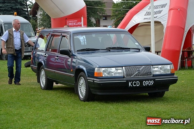 Zdjęcie w galerii na portalu naszraciborz.pl: Zabełków. Piękno starych samochodów  wiadomości z regionu