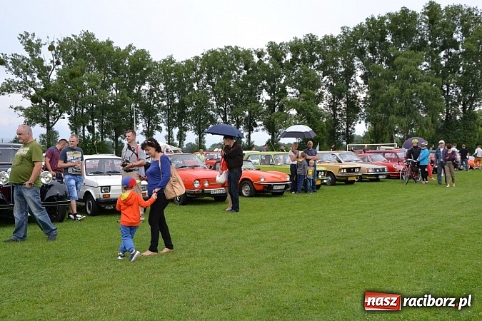 Zdjęcie w galerii na portalu naszraciborz.pl: Zabełków. Piękno starych samochodów  wiadomości z regionu