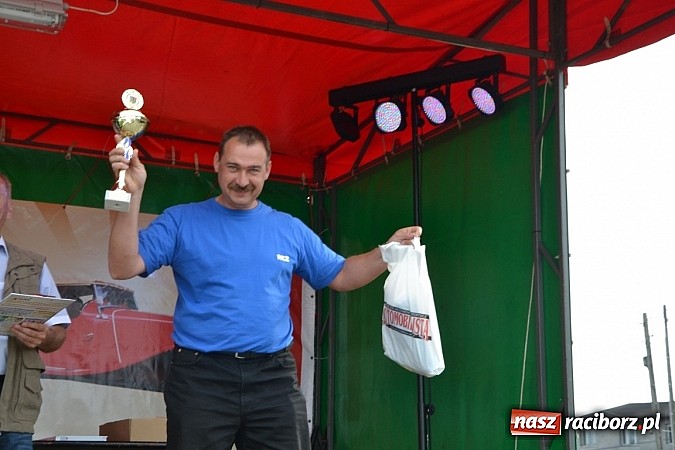 Zdjęcie w galerii na portalu naszraciborz.pl: Zabełków. Piękno starych samochodów  wiadomości z regionu