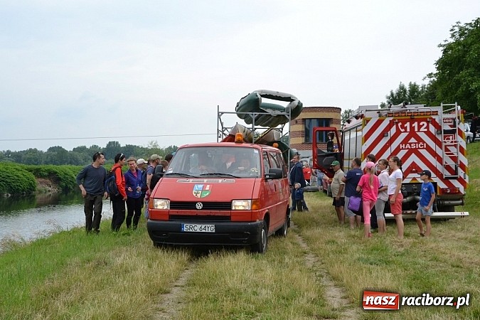 Zdjęcie w galerii na portalu naszraciborz.pl: Chałupki-Bogumin. Sezon kajakowy otwarty  wiadomości z regionu