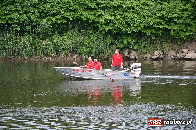 Zdjęcie w galerii na portalu naszraciborz.pl: Chałupki-Bogumin. Sezon kajakowy otwarty  wiadomości z regionu