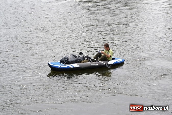 Zdjęcie w galerii na portalu naszraciborz.pl: Chałupki-Bogumin. Sezon kajakowy otwarty  wiadomości z regionu