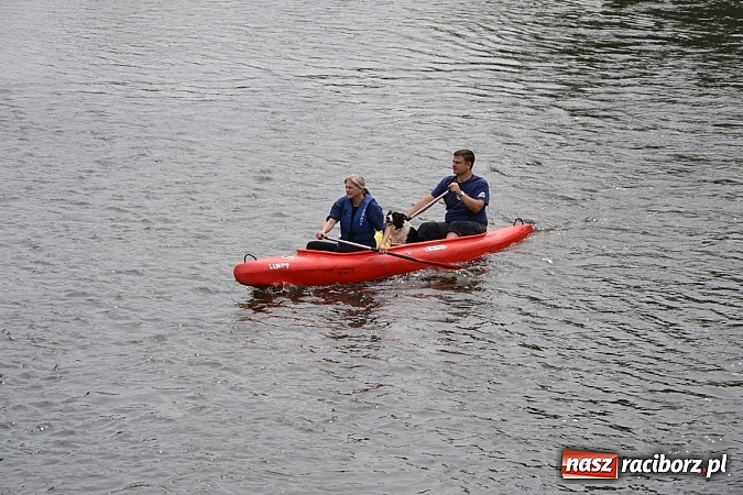 Zdjęcie w galerii na portalu naszraciborz.pl: Chałupki-Bogumin. Sezon kajakowy otwarty  wiadomości z regionu