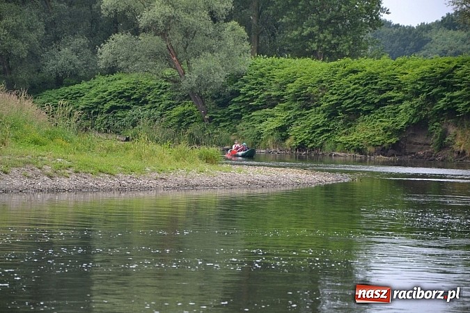 Zdjęcie w galerii na portalu naszraciborz.pl: Chałupki-Bogumin. Sezon kajakowy otwarty  wiadomości z regionu