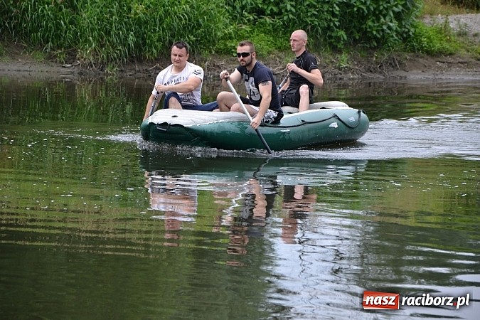 Zdjęcie w galerii na portalu naszraciborz.pl: Chałupki-Bogumin. Sezon kajakowy otwarty  wiadomości z regionu