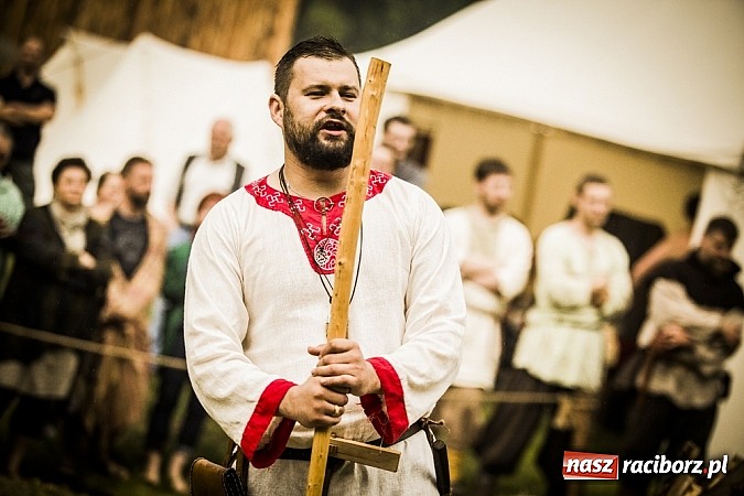 Zdjęcie w galerii na portalu naszraciborz.pl: Gród zamiast samej bramy. Inwestycja pod Oborą ma kosztować 200 tys. zł  wiadomości z regionu