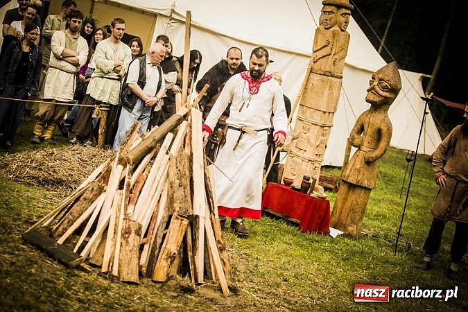 Zdjęcie w galerii na portalu naszraciborz.pl: Gród zamiast samej bramy. Inwestycja pod Oborą ma kosztować 200 tys. zł  wiadomości z regionu