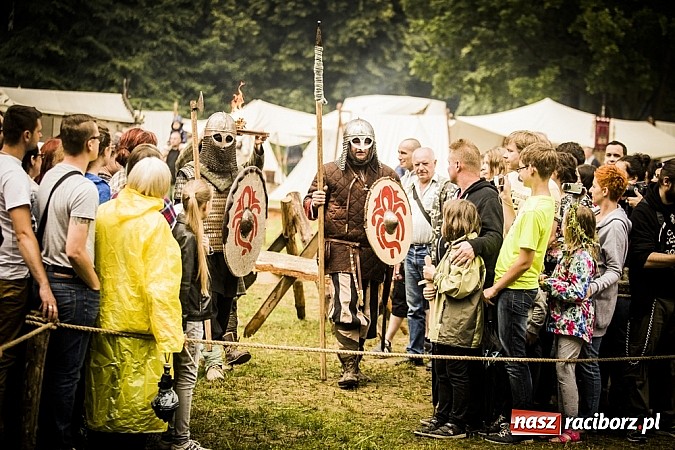 Zdjęcie w galerii na portalu naszraciborz.pl: Gród zamiast samej bramy. Inwestycja pod Oborą ma kosztować 200 tys. zł  wiadomości z regionu