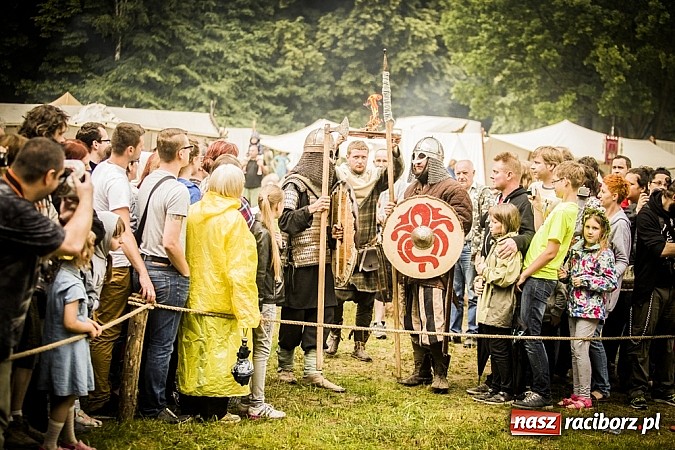 Zdjęcie w galerii na portalu naszraciborz.pl: Gród zamiast samej bramy. Inwestycja pod Oborą ma kosztować 200 tys. zł  wiadomości z regionu