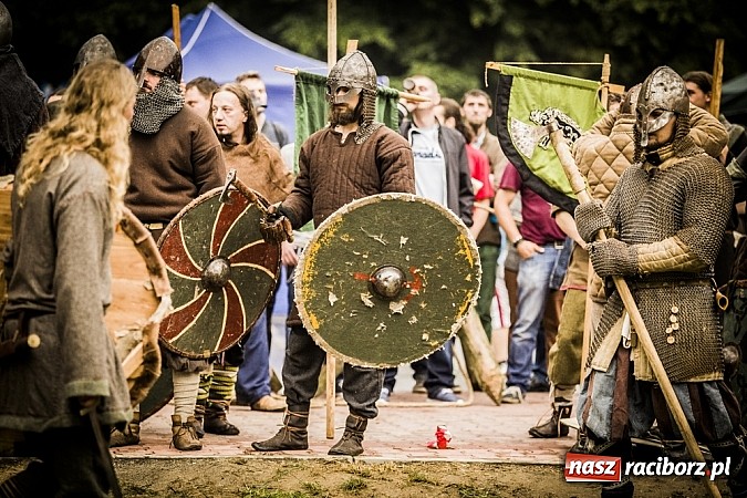Zdjęcie w galerii na portalu naszraciborz.pl: Gród zamiast samej bramy. Inwestycja pod Oborą ma kosztować 200 tys. zł  wiadomości z regionu