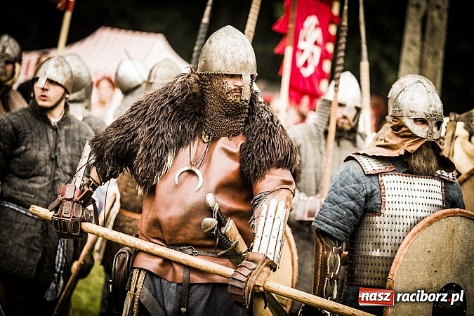 Zdjęcie w galerii na portalu naszraciborz.pl: Gród zamiast samej bramy. Inwestycja pod Oborą ma kosztować 200 tys. zł  wiadomości z regionu