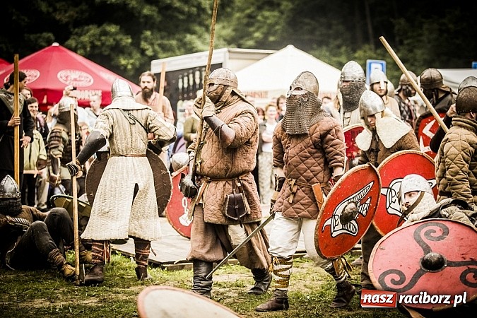 Zdjęcie w galerii na portalu naszraciborz.pl: Gród zamiast samej bramy. Inwestycja pod Oborą ma kosztować 200 tys. zł  wiadomości z regionu