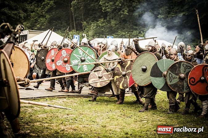 Zdjęcie w galerii na portalu naszraciborz.pl: Gród zamiast samej bramy. Inwestycja pod Oborą ma kosztować 200 tys. zł  wiadomości z regionu