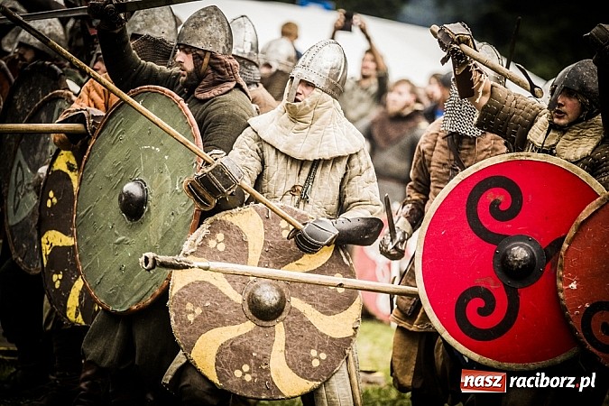 Zdjęcie w galerii na portalu naszraciborz.pl: Gród zamiast samej bramy. Inwestycja pod Oborą ma kosztować 200 tys. zł  wiadomości z regionu