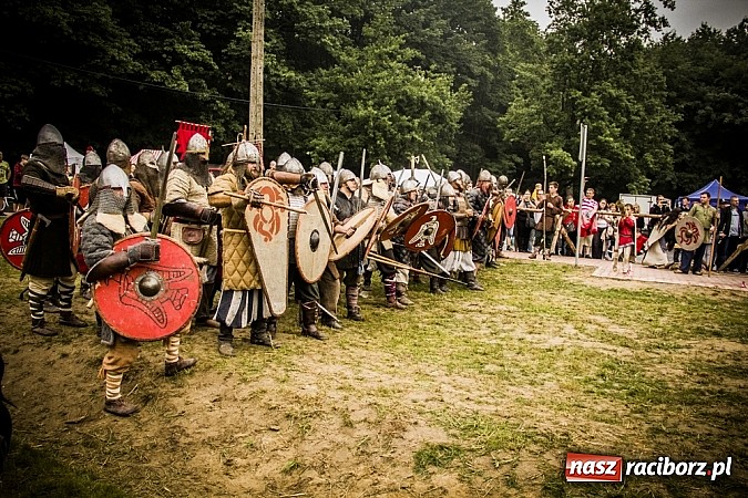 Zdjęcie w galerii na portalu naszraciborz.pl: Gród zamiast samej bramy. Inwestycja pod Oborą ma kosztować 200 tys. zł  wiadomości z regionu