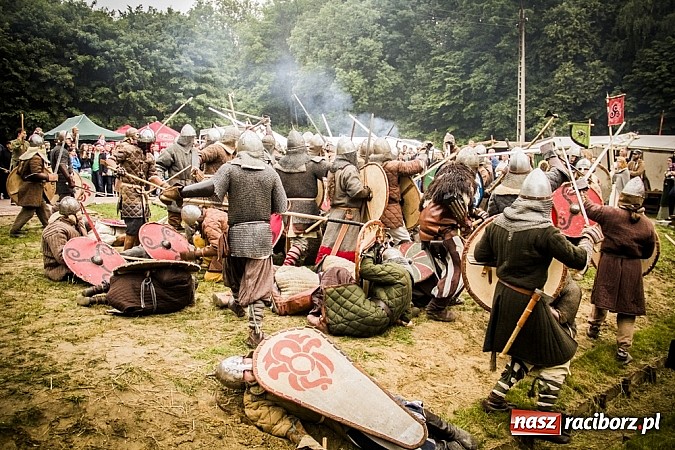 Zdjęcie w galerii na portalu naszraciborz.pl: Gród zamiast samej bramy. Inwestycja pod Oborą ma kosztować 200 tys. zł  wiadomości z regionu